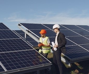 Comparison of north, east & west-facing solar panels on a residential rooftop in Melbourne